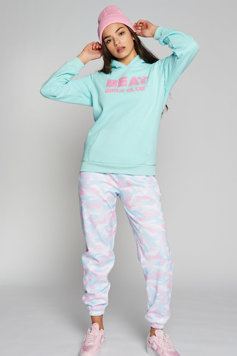 Camo hot sale sweatpants girls