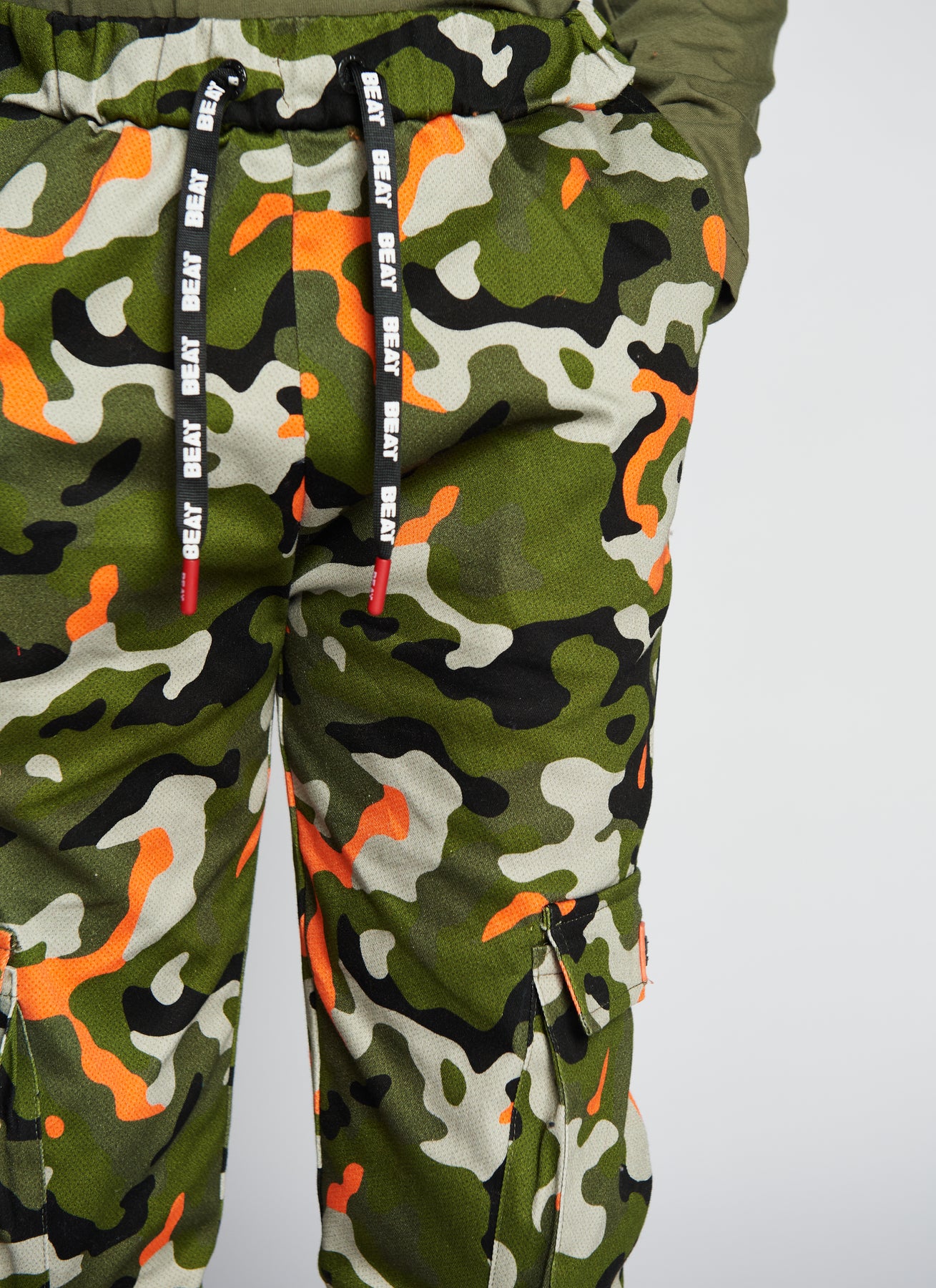 Cargo pants orange camo top